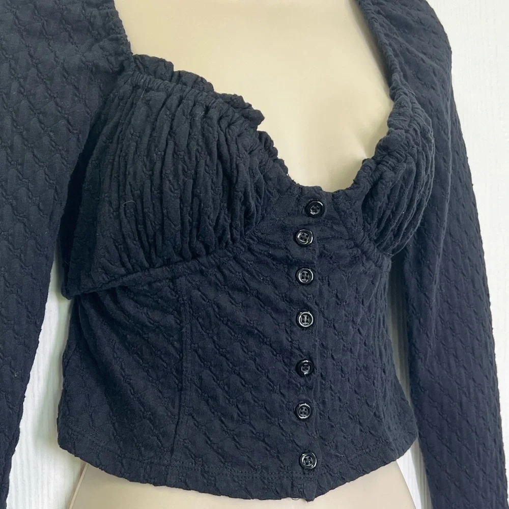 Free People - Lady Bug Black Sweetheart Neck Long Sleeve Crop Blouse Size XS